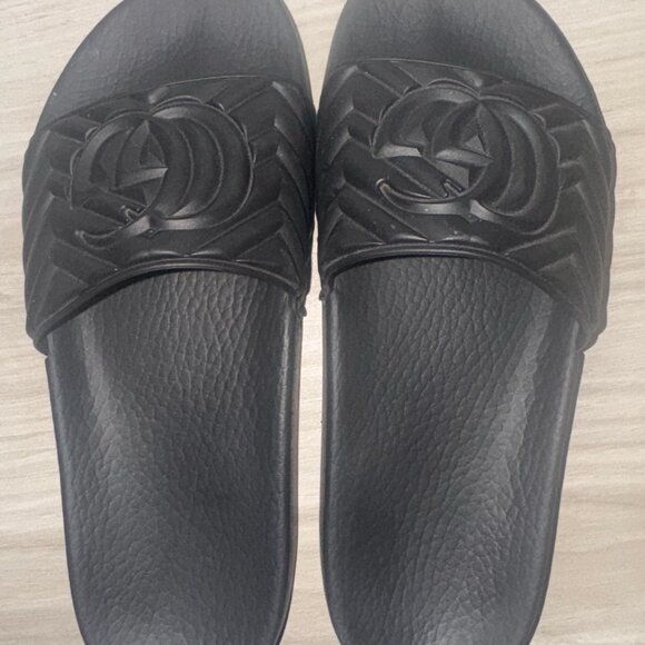 Gucci Black Rubber Sandals main image 4